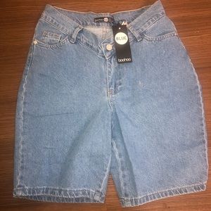 BOOHOO V Front Boyfriend Jean Shorts